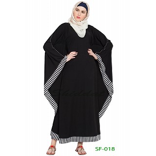 Arabian Kaftan - Black with white strip 